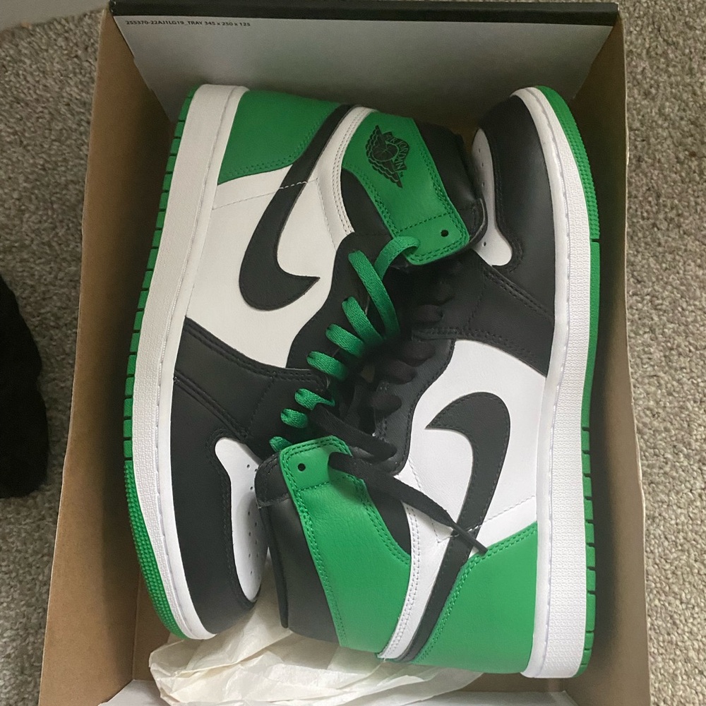Jordan 1 Og Lucky green size 11